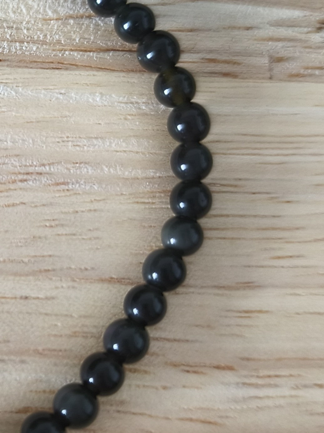 Bracelet Obsidienne Œil Céleste 4mm, pierres naturelles protectrices, reflets irisés mystiques, Collection Pierre d’Exception.