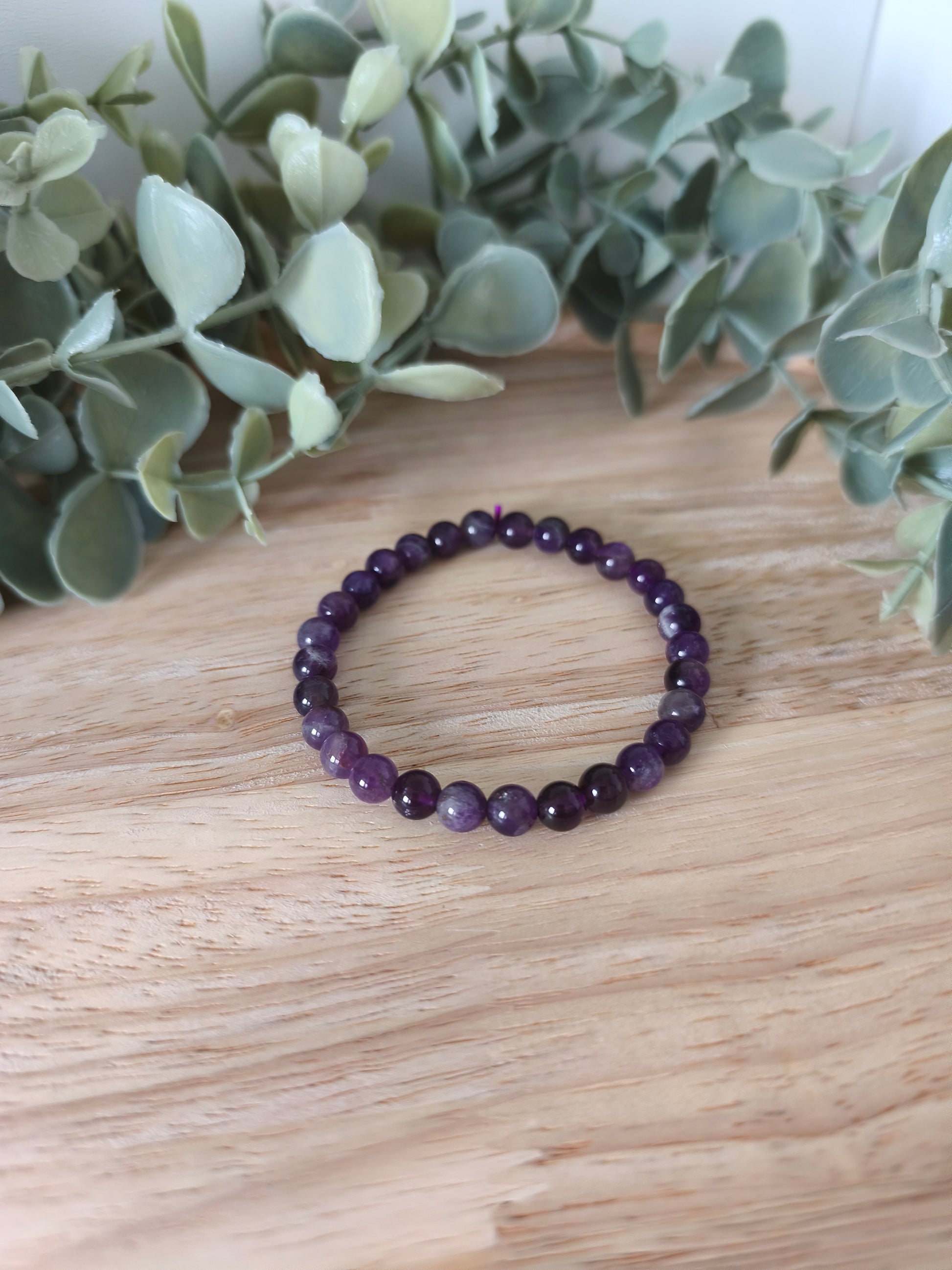 Bracelet perles naturelles Améthyste 6mm violet lumineux – Bijou lithothérapie apaisant