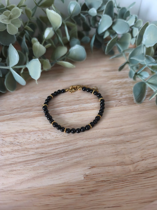 Bracelet Onyx Noir en acier inoxydable – Protection et élégance – Collection Éclat d’Acier