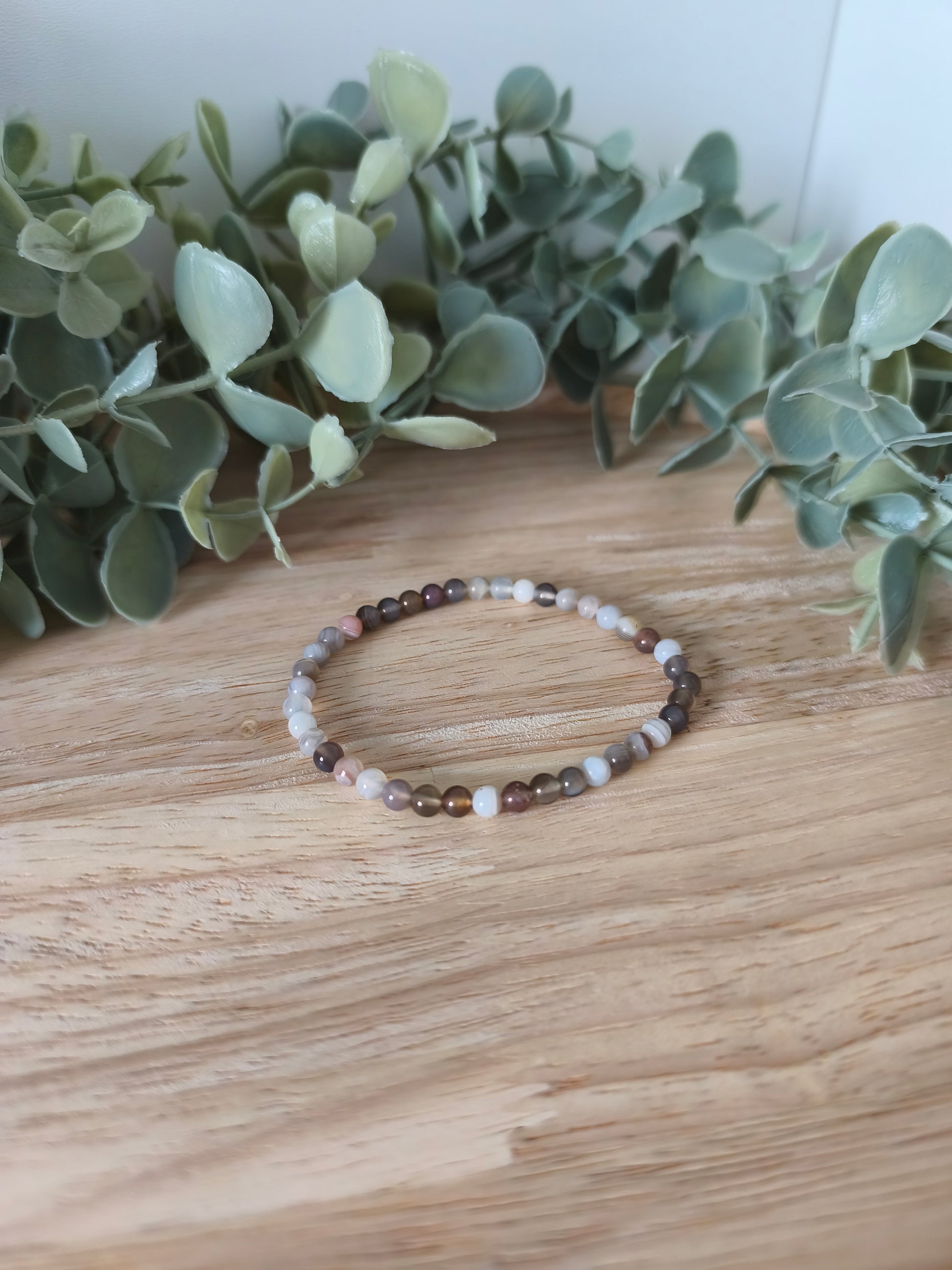 Bracelet en Agate Botswana aux nuances grises et rosées, bijou raffiné