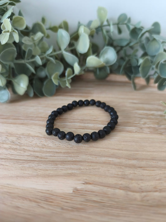 Bracelet pierre de lave 6 mm – Pierre d’ancrage et énergie volcanique – Collection Pierre d’Exception